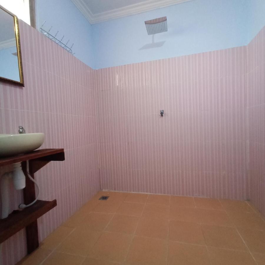 Elisa Homestay Areguling Kuta  Exterior photo